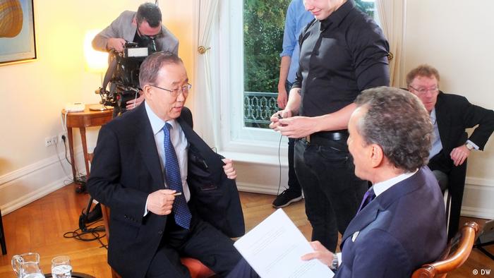 Генсек ООН Пан Ги Мун в интервью DW