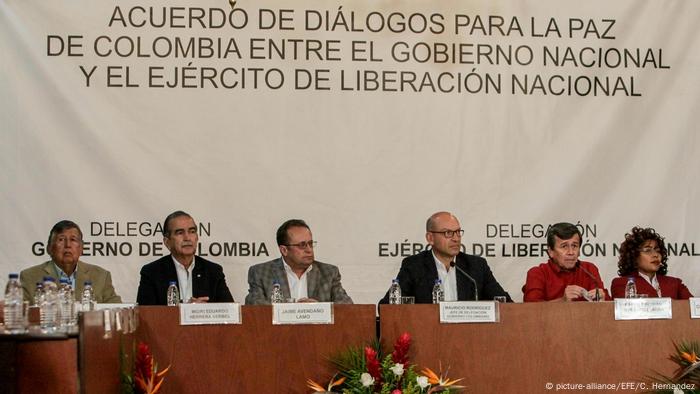 Fase pública de conversaciones arranca el 27 de octubre en Quito. ¡Ahora que avanzamos con el ELN, será una paz completa!, dijo el presidente Santos porque los ojos del mundo esperan lo mejor de Colombia. (11.10.2016)