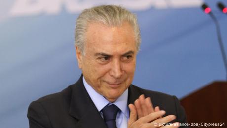 El nuevo Gobierno del conservador Michel Temer consiguió su primera victoria política importante, al lograr que el Parlamento apruebe una reforma constitucional para limitar el gasto público en los próximos 20 años.(11.10.2016)