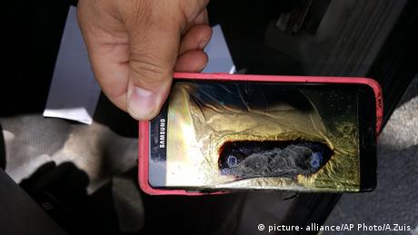 Samsung Galaxy Note 7 verkohlt explodiert (picture- alliance/AP Photo/A.Zuis )