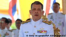 Kronprinz will Thron in Thailand erst in einem Jahr übernehmen