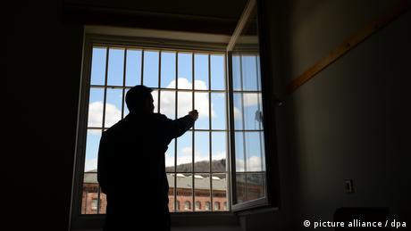 Затворниците в Германия работят за да осъзнаят истинската стойност на
