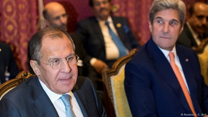 Schweiz Sergej Lawrow und John Kerry beraten in Lausanne über den Syrien-Krieg (Reuters/J.-C. Bott)