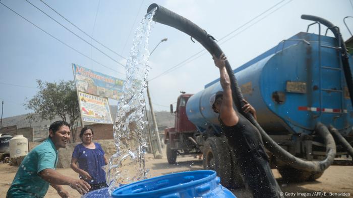 Peru Lima - Wasserversorgung (Getty Images/AFP/E. Benavides)