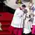 Папа римский на церемонии канонизации