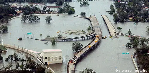 Hurricane Katrina: Überflutete Metropole New Orleans - freies Format
