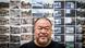 Ai Weiwei vor einer Fotogalerie Ai Weiwei vor einer Fotogalerie