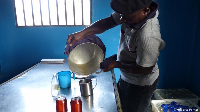Cashew-Kooperative in Guinea-Bissau (Gilberto Fontes)