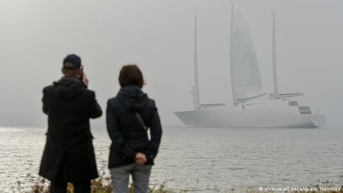 Deutschland Sailing Yacht A auf der Kieler Förde (picture-alliance/dpa/A. Heimken)