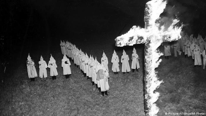 Alemanha tem quatro grupos Ku Klux Klan ativos | Notícias sobre política,  economia e sociedade da Alemanha | DW | 25.10.2016
