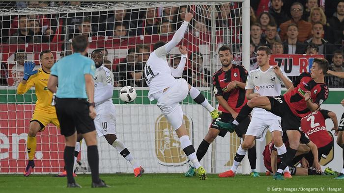 German Cup Troubled Leverkusen Lose To Lotte Freiburg Dumped Out By Sandhausen Sports German Football And Major International Sports News Dw 25 10 2016