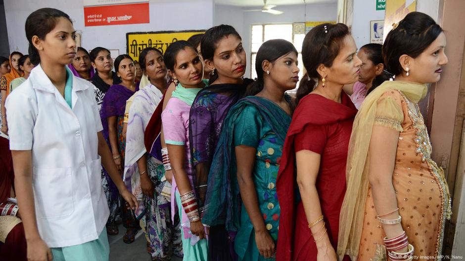 Access to health care difficult for most Indian women – DW – 08/21/2019