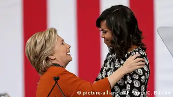 Michelle Obama, Hillary Clinton