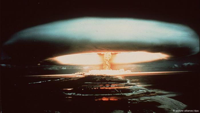 Atomtest auf dem Mururoa-Atolll 1971 (picture-alliance/dpa)