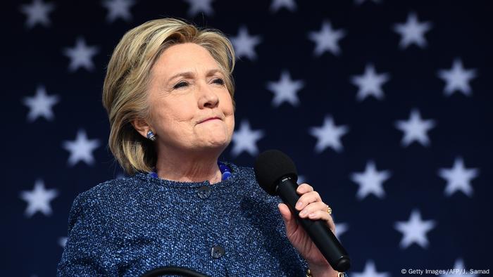 USA Neue FBI-Untersuchung zu Clinton-Emails (Getty Images/AFP/J. Samad)