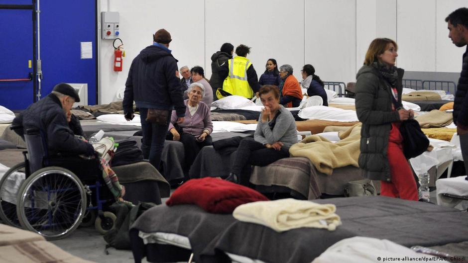 Italia: decenas de miles de personas evacuadas tras sismo