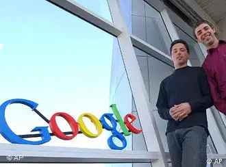 谷歌创始人：谢尔盖·布林(Sergey Brin)和拉里·佩奇(Larry Page)