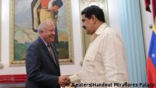 Maduro mantiene una positiva reunión con Shannon