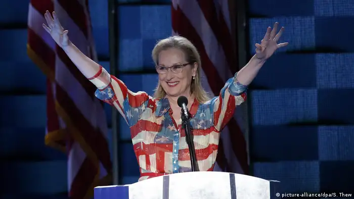 USA Meryl Streep Wahlkampagne für Hillary Clinton (picture-alliance/dpa/S. Thew)