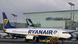 Літак лоукостера Ryanair в аеропорту Франкфурта-на-Майні Літак лоукостера Ryanair в аеропорту Франкфурта-на-Майні