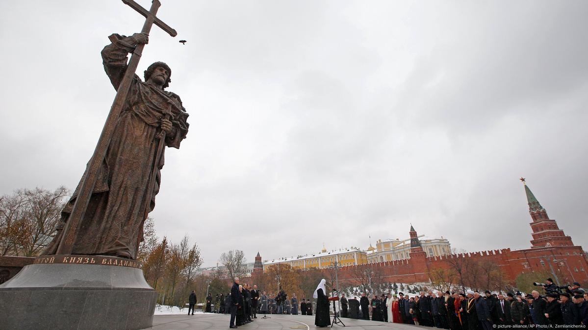 памятники кремля в москве