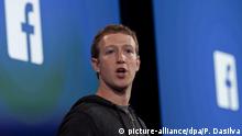 epa05614707 (FILE) A file picture dated 04 April 2013, shows Facebook co-founder and CEO Mark Zuckerberg speaking during an event at the Facebook headquarters in Menlo Park, California, USA. Social media giant Facebook on 02 November 2016 posted for its Q3 of 2016's adjusted earnings of 1.09 US dollars per share on revenue of some seven billion US dollars and an advertising revenue of 6.82 billionUS dollars, outperfoming analysts' expectations. EPA/PETER DASILVA *** Local Caption *** 52556509 +++(c) dpa - Bildfunk+++ |
