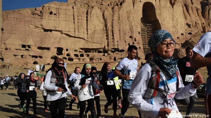 Afghanistan Marathon in der Bamiyan Provinz (Getty Images/AFP/W. Kohsar)