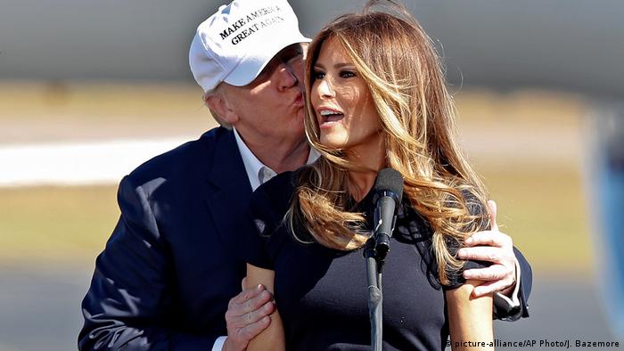 USA Wilmington Donald Trump, Melania Trump (picture-alliance/AP Photo/J. Bazemore)