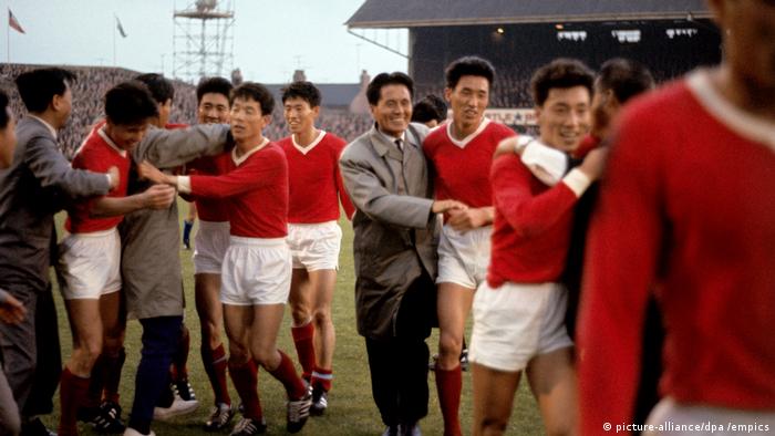 Невероятные триумфы футбольных чемпионатов