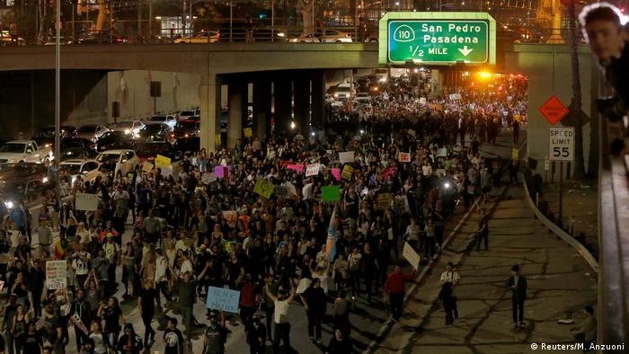 USA Demo gegen Trump Wahl in Los Angeles (Reuters/M. Anzuoni)