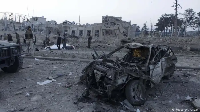 Afghanistan Explosion in der Nähe des deutschen Konsulatsbüros in Mazar-i-Sharif (Reuters/A. Usyan)