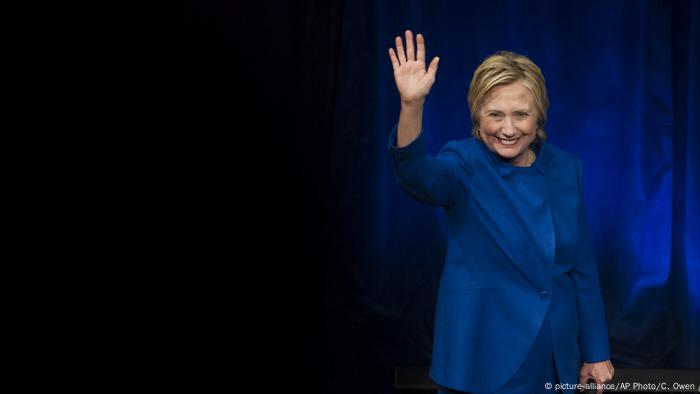 Hillary Clinton supera en dos millones de votos al presidente electo, Donald Trump, que se impuso en el sistema del Colegio Electoral. Esta es la mayor ventaja que el perdedor ha sacado al ganador en Estados Unidos. 23.11.2016