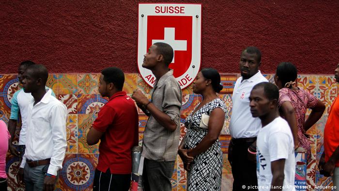 Haiti Präsidentschaftswahl (picture-alliance/AP Photo/R. Arduengo)