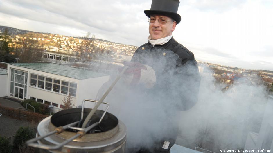 Chimney sweep Will data law dust settle? DW 05/25/2018