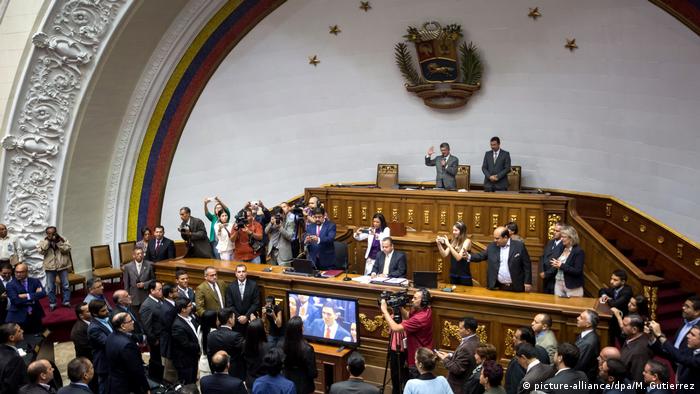 Venezuela Parlament in Caracas (picture-alliance/dpa/M. Gutierrez)