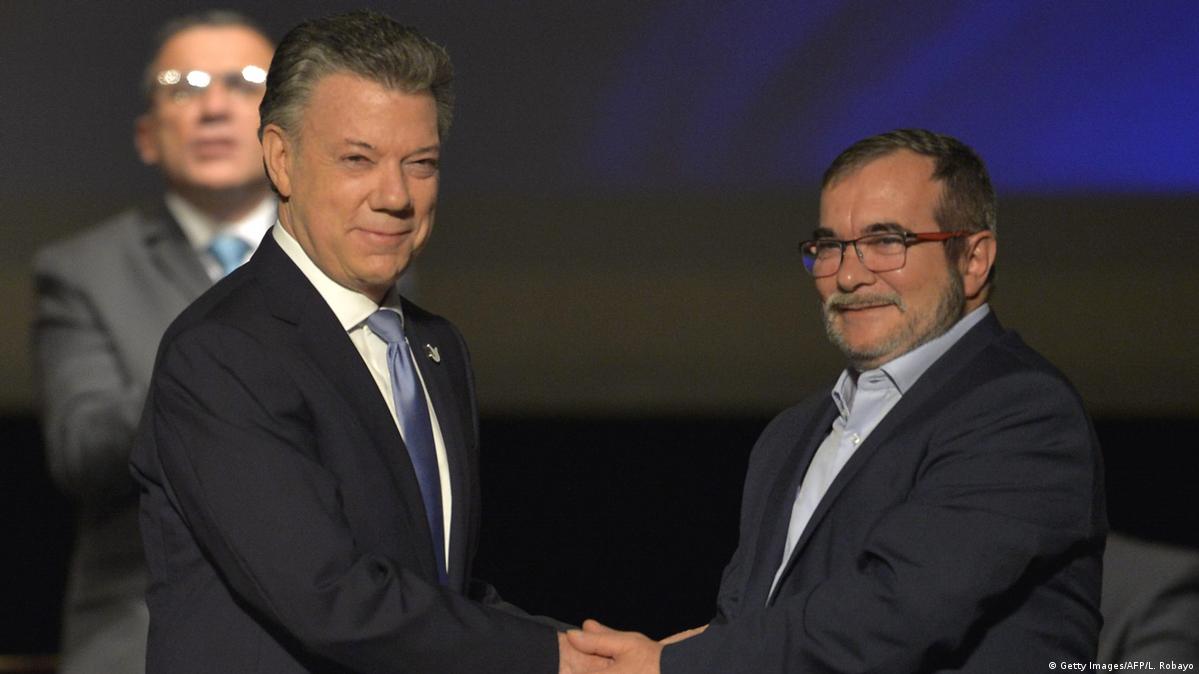 Gobierno colombiano y FARC firman nuevo acuerdo de paz
