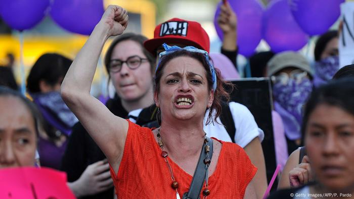 Mexiko Frauen Gewalttag (Getty Images/AFP/P. Pardo)