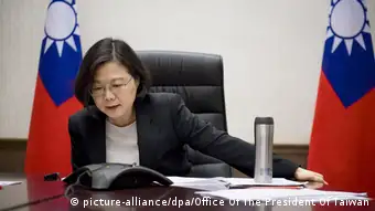 Taiwan Präsidentin Tsai Ing-wen bekommt Telefonat von Donald Trump