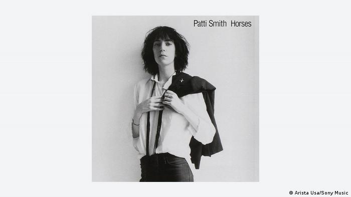 Album cover of Horses by Patti Smith