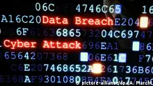 ***Symbolbild Cyber Security***©PHOTOPQR/L'EST REPUBLICAIN/Alexandre MARCHI. ; SECURITE INFORMATIQUE - CYBER SECURITY - CYBER ATTACK - CYBERATTAQUE - CYBER ATTAQUE - HACKER - HACKEUR - HACKING - ORDINATEUR - VIRUS - CRACKER - GEEK - HACK - HACKTIVISME - PIRATE INFORMATIQUE. Nancy 10 octobre 2016. Illustration sur le hacker, system failure. |