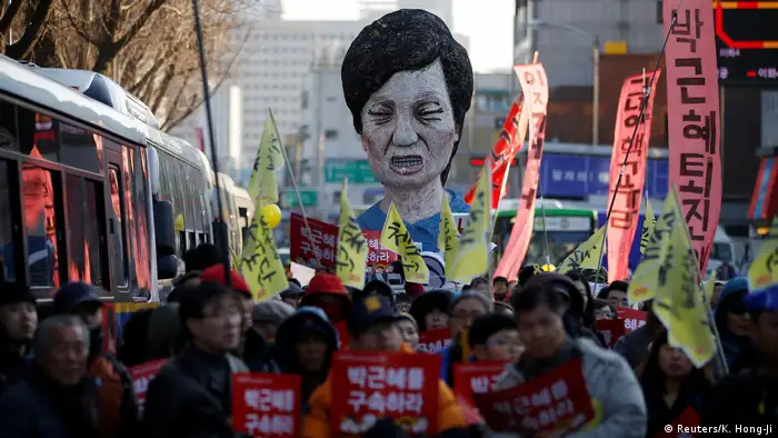 Südkorea Protest gegen Präsidentin Park Geun Hye & Forderung nach Rücktritt (Reuters/K. Hong-Ji)
