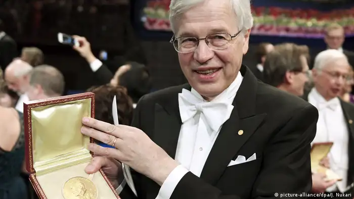 Schweden | Nobelpreis 2016 Preisverleihung in Stockholm | Preisträger Bengt Holmström (picture-alliance/dpa/J. Nukari)