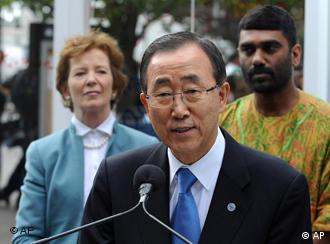UN-Generalsekretär Ban ist zufrieden über die Geld-Zusagen (dpa)