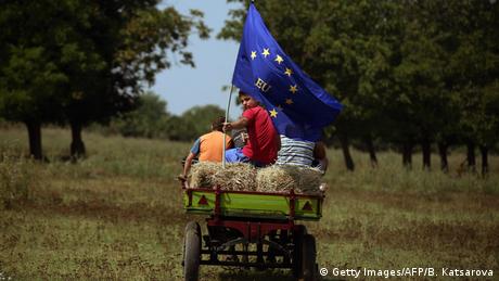 За 10 г членство в ЕС покупателната способност в България се