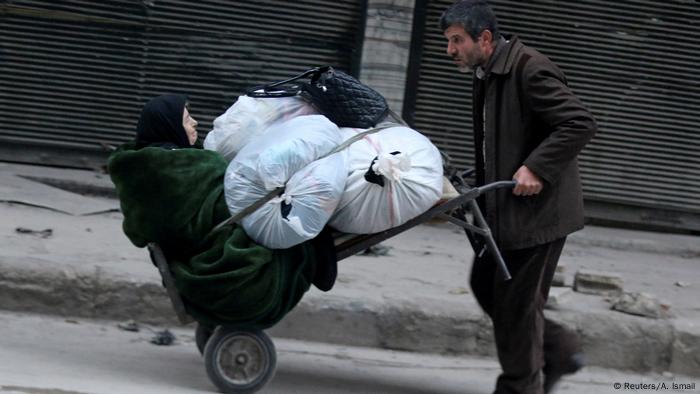 Syrien Leiden der Zivilbevölkerung in Aleppo (Reuters/A. Ismail)