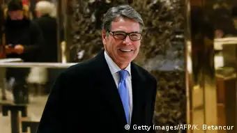 USA Rick Perry, desiginierter Energieminister nach Treffen mit Donald Trump