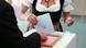 Eine Frau mit Dirndl gibt am Sonntag (28.09.2008) in einem Wahllokal in Wolfratshausen (Oberbayern) ihren Stimmzettel ab. Rund 9,3 Millionen Wahlberechtigte in Bayern können über die Zusammensetzung des neuen Landtags entscheiden. 180 Sitze sind zu vergeben, darunter 91 Direkt- und 89 Listenmandate. Foto: Tobias Hase dpa/lby +++(c) dpa - Report+++ Eine Frau mit Dirndl gibt am Sonntag (28.09.2008) in einem Wahllokal in Wolfratshausen (Oberbayern) ihren Stimmzettel ab. Rund 9,3 Millionen Wahlberechtigte in Bayern können über die Zusammensetzung des neuen Landtags entscheiden. 180 Sitze sind zu vergeben, darunter 91 Direkt- und 89 Listenmandate. Foto: Tobias Hase dpa/lby +++(c) dpa - Report+++
