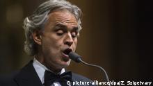05.11.2016+++epa05619326 Italian tenor Andrea Bocelli performs during his free concert in St. Stephens Basilica in Budapest, Hungary, 05 November 2016. EPA/Zsolt Szigetvary HUNGARY OUT |