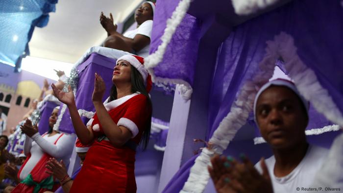 Brasilien Weihnachten im Gefägnis (Reuters/P. Olivares)