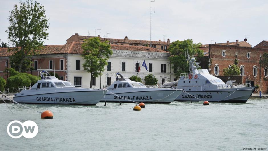 Italy seizes 6 tons of hashish from sailboat – DW – 04/13/2019